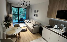 Shellter Apartments By The Sea Rogowo